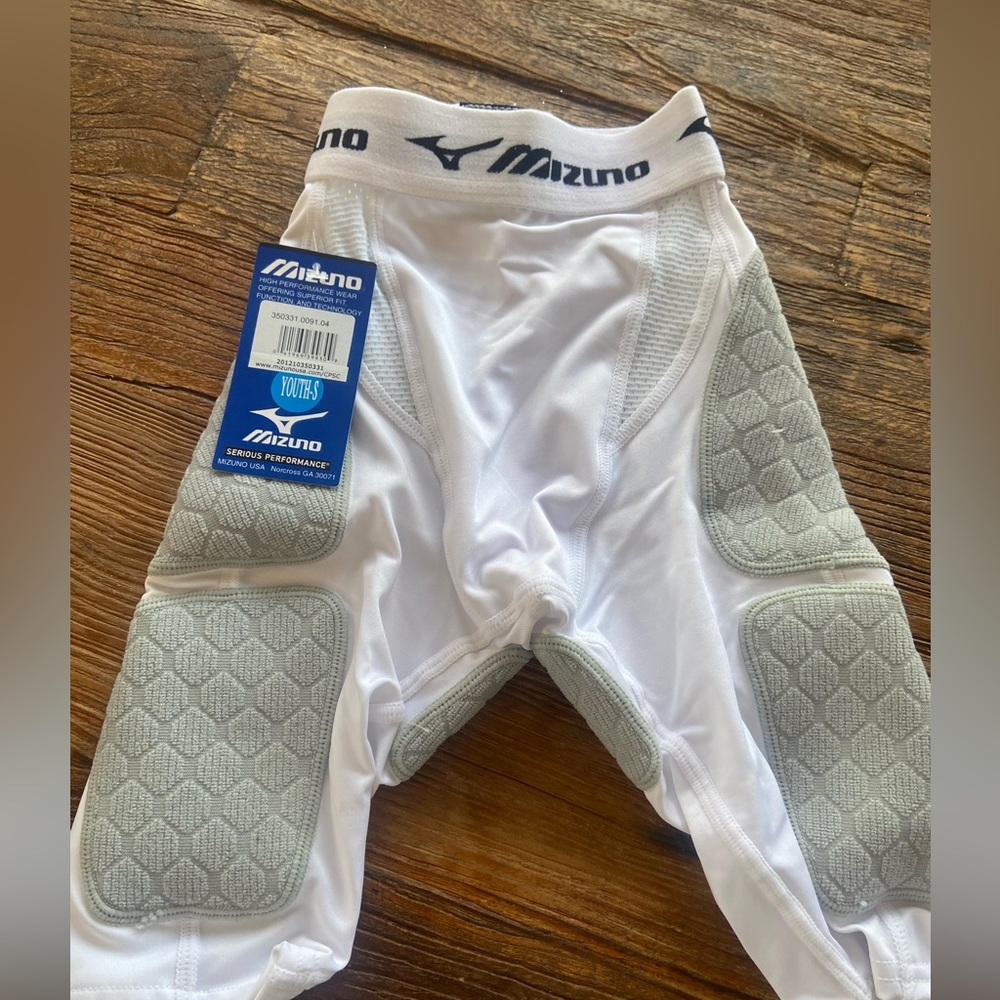 Mizuno slide/compression shorts